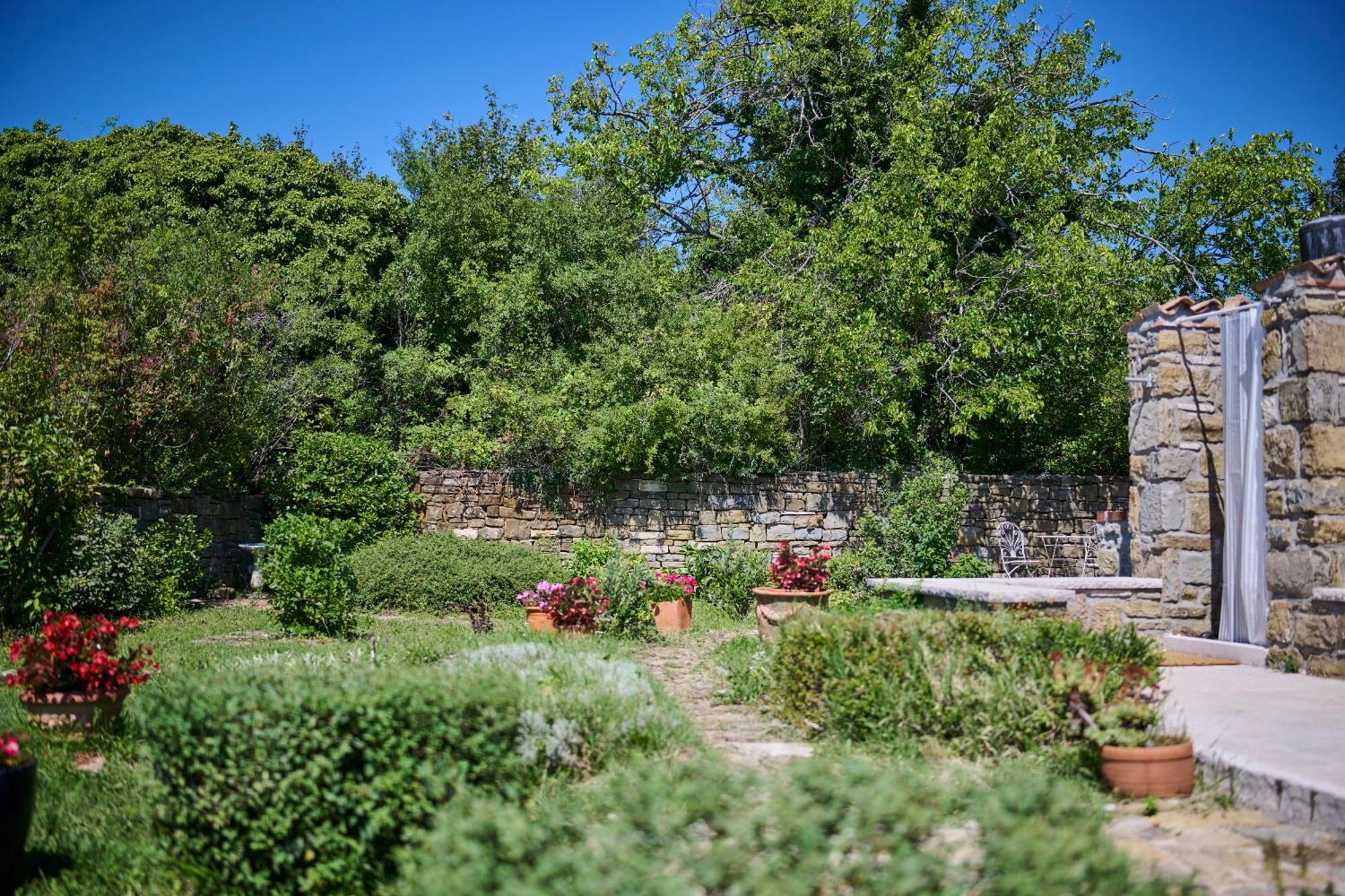 Vila Casa Del Conte - Peaceful Hideaway In North Istria Grožnjan Exteriér fotografie